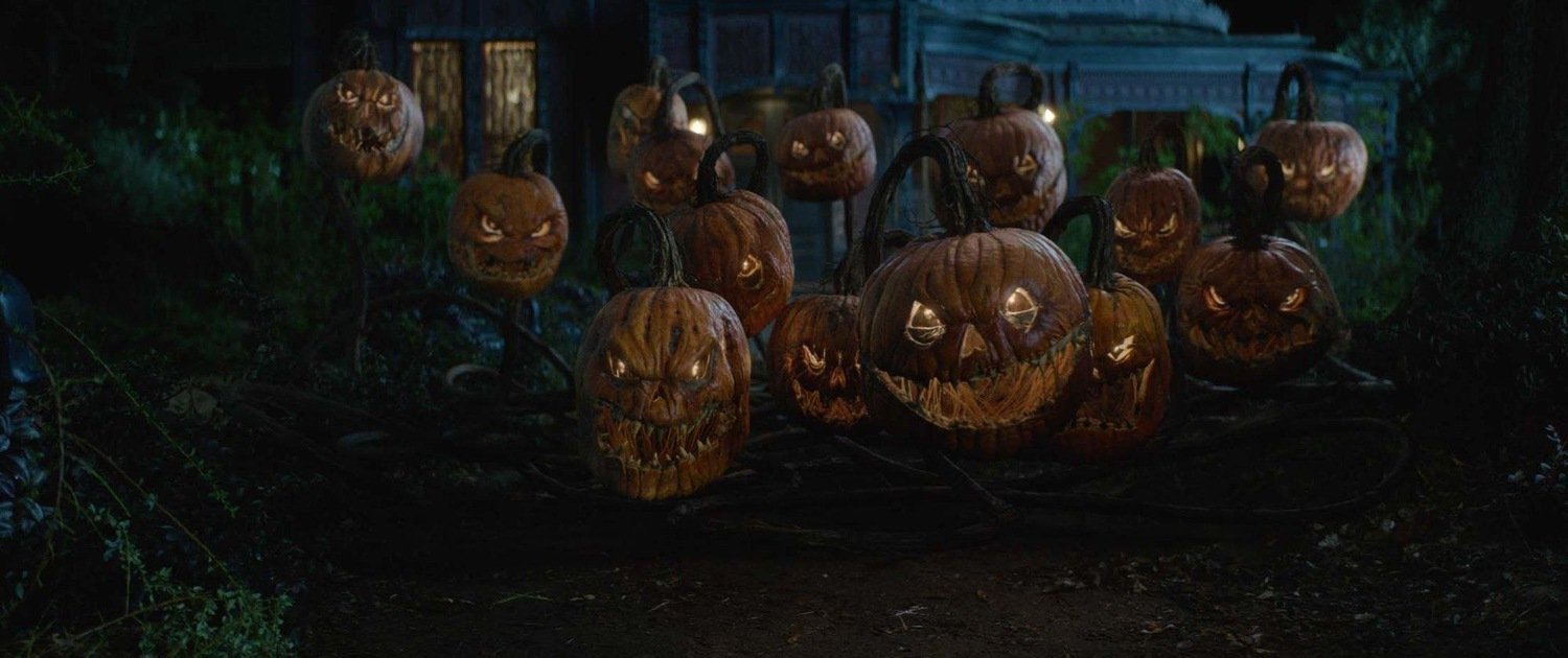 кадр из фильма "Тайна дома с часами"