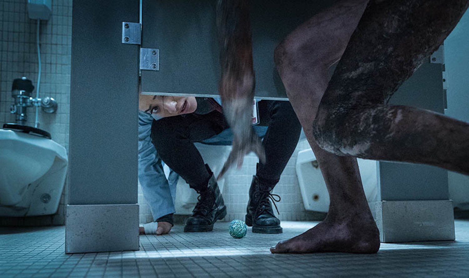 кадр из фильма "Кадавр"